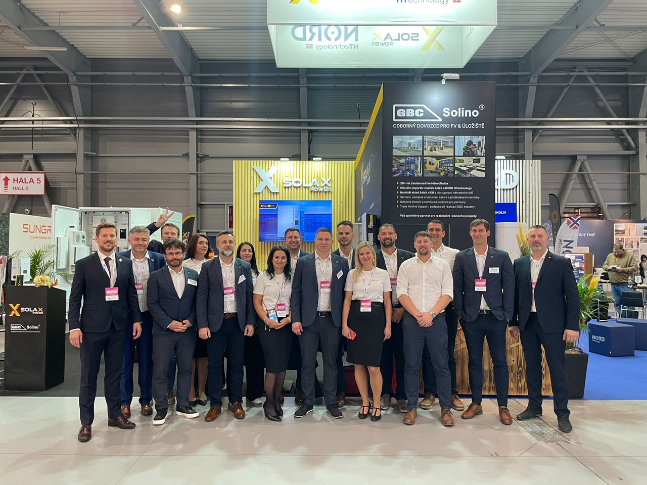 4e64f1bc-e2ef-4e22-8bda-ed7151c8f2c7